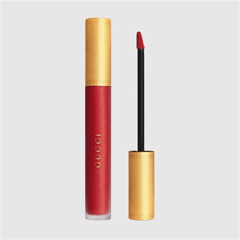 gucci beauty lips goldie red